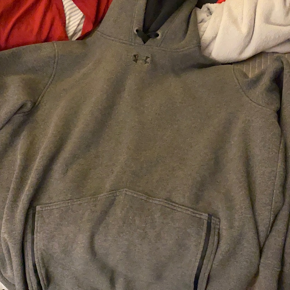 Men’s sweatshirt